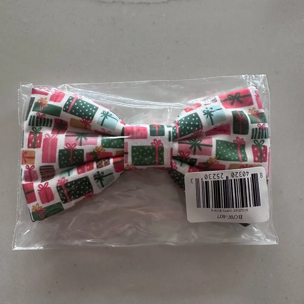 The Foggy Dog x Rifle Paper Holiday Birthday Gifts Bow Tie & Reusable Bag Bundle